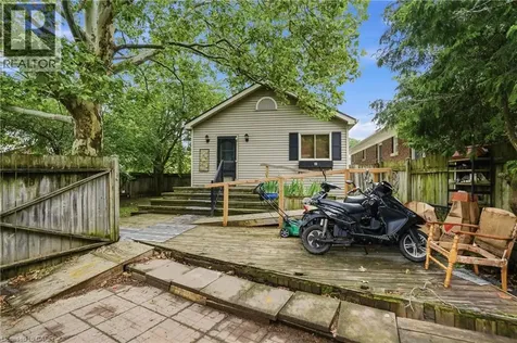 83 York Street St. Catharines ON L2R 6C8