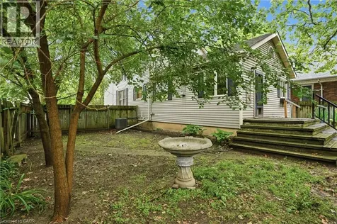 83 York Street St. Catharines ON L2R 6C8
