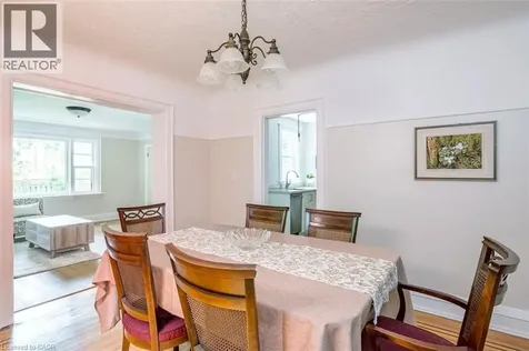 11 Dromore Crescent Hamilton ON L8S 4A8