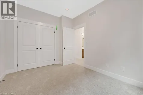 52 Moon Crescent Cambridge ON N1S 5A7