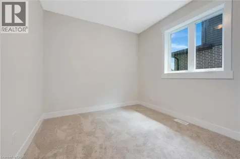 52 Moon Crescent Cambridge ON N1S 5A7