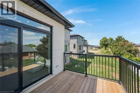 52 Moon Crescent Cambridge ON N1S 5A7