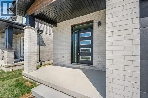52 Moon Crescent Cambridge ON N1S 5A7