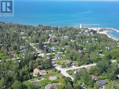 284 Huron Road Huron-kinloss ON N0G 2R0