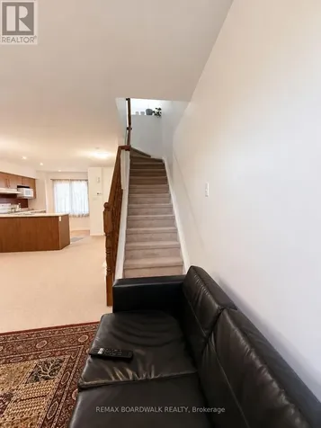 727 Sanibel Private Ottawa ON K2H 0A8