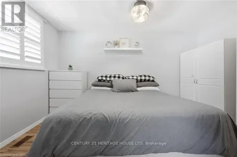 141 East Avenue Brantford ON N3S 3M3