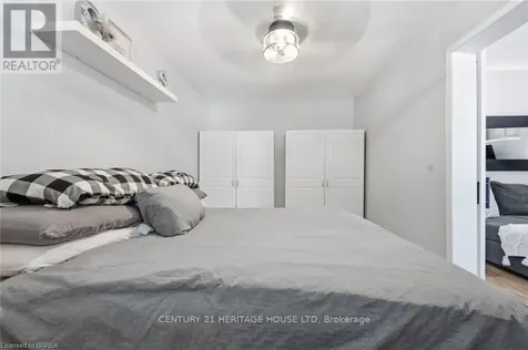 141 East Avenue Brantford ON N3S 3M3