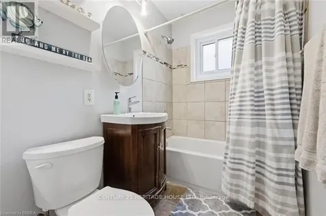 141 East Avenue Brantford ON N3S 3M3