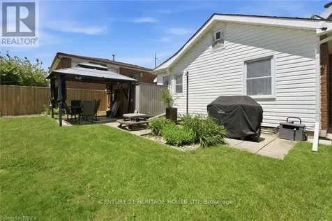 141 East Avenue Brantford ON N3S 3M3