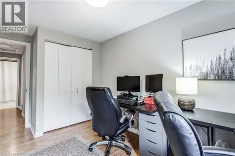 23 Watsons Lane Dundas ON L9H 5G9