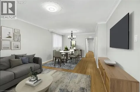 712 Vermouth Avenue Mississauga ON L5A 3T3