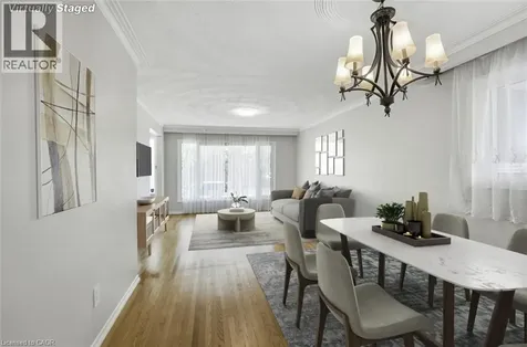 712 Vermouth Avenue Mississauga ON L5A 3T3