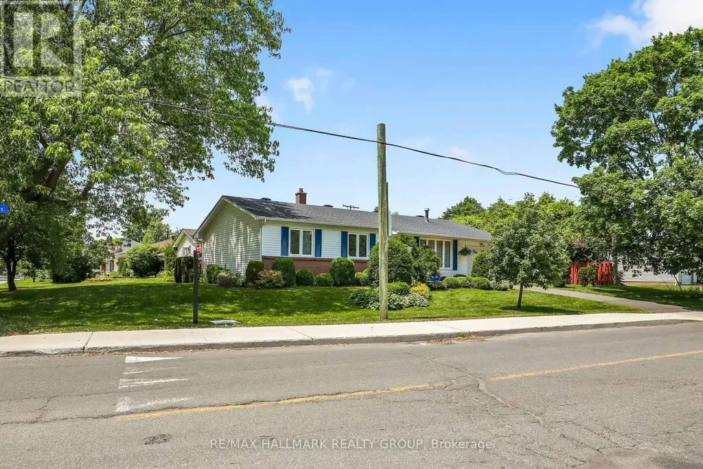 3242 Albion Road South Ottawa ON K1V 7P3