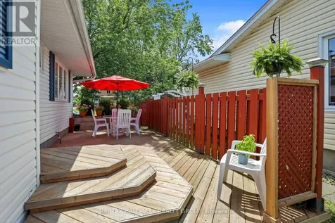 3242 Albion Road South Ottawa ON K1V 7P3