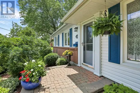 3242 Albion Road South Ottawa ON K1V 7P3