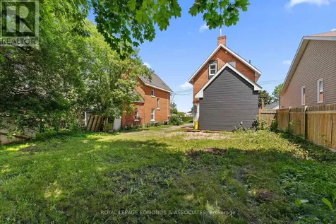 204 Mcallister Street Pembroke ON K8A 3G2