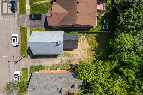 204 Mcallister Street Pembroke ON K8A 3G2