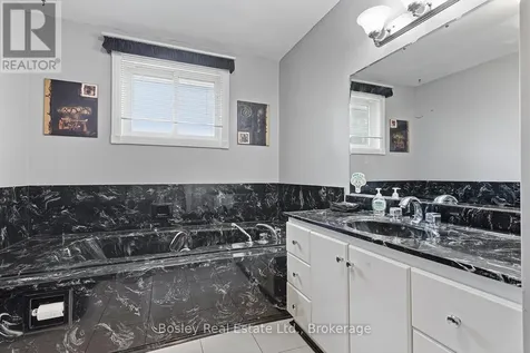 4598 Marsh Road Port Hope ON L1A 3V7