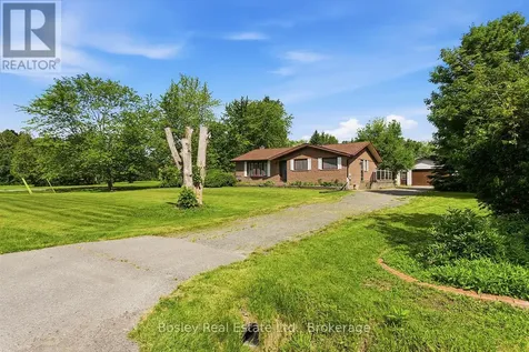 4598 Marsh Road Port Hope ON L1A 3V7