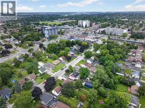 452 East 38th Street Hamilton ON L8V 4G8