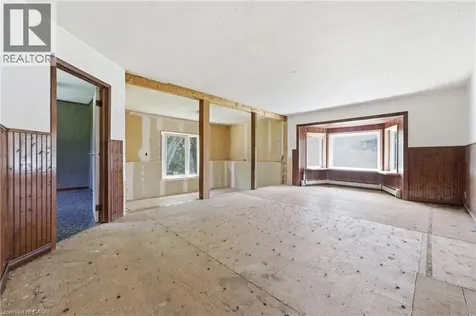 8404 Chippewa Road Mount Hope ON L0R 1W0