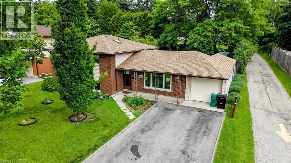 619 Forest Hill Drive Kitchener ON N2N 1A1