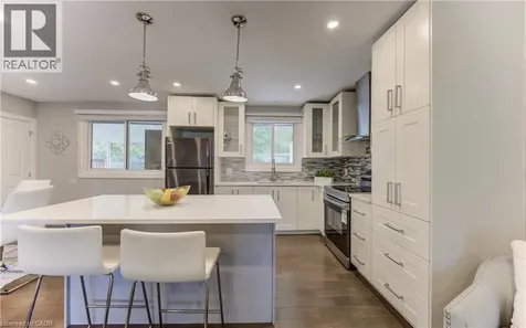 619 Forest Hill Drive Kitchener ON N2N 1A1