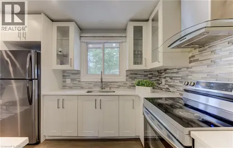 619 Forest Hill Drive Kitchener ON N2N 1A1