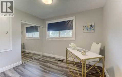 619 Forest Hill Drive Kitchener ON N2N 1A1