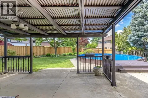 489 Acadia Drive Hamilton ON L8W 3A3
