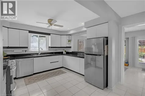 489 Acadia Drive Hamilton ON L8W 3A3
