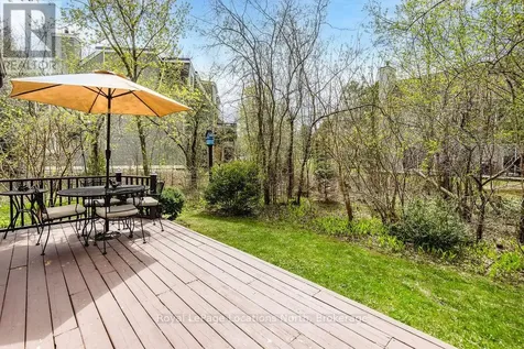 112 Escarpment Crescent Collingwood ON L9Y 5B4
