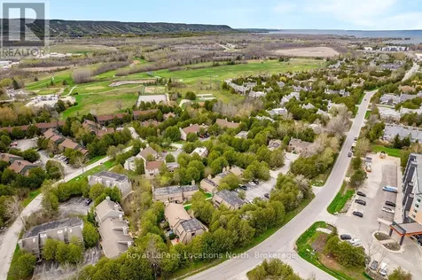 112 Escarpment Crescent Collingwood ON L9Y 5B4