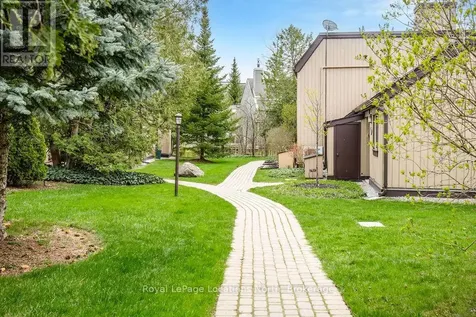 112 Escarpment Crescent Collingwood ON L9Y 5B4