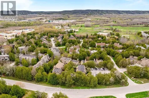112 Escarpment Crescent Collingwood ON L9Y 5B4