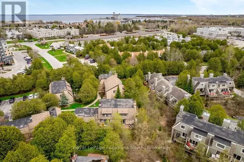 112 Escarpment Crescent Collingwood ON L9Y 5B4