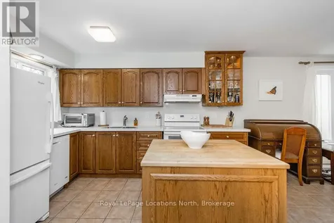 112 Escarpment Crescent Collingwood ON L9Y 5B4