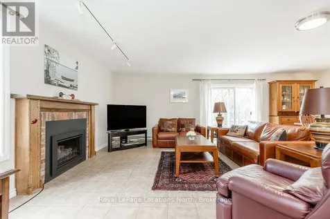112 Escarpment Crescent Collingwood ON L9Y 5B4