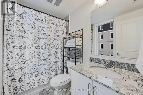5 Spooner Crescent Collingwood ON L9Y 1T3