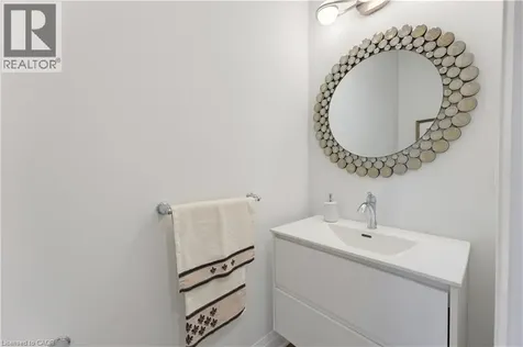647 Blair Creek Drive Kitchener ON N2P 0E7
