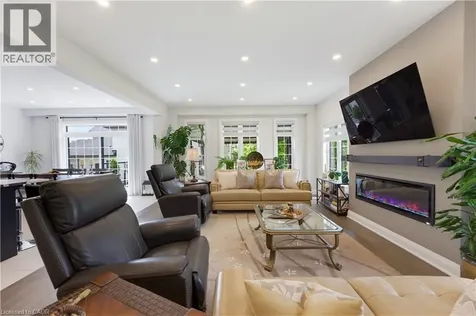 647 Blair Creek Drive Kitchener ON N2P 0E7