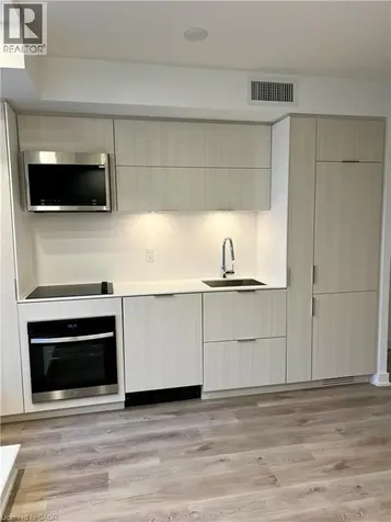 370 Martha Street Burlington ON L7R 0G9