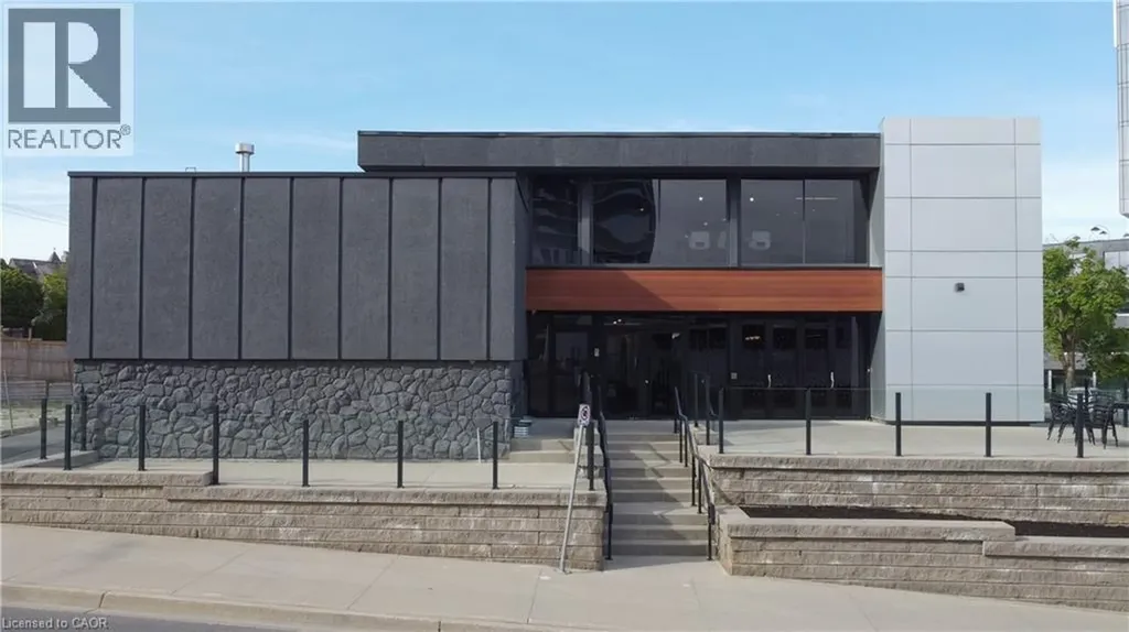 618 King Street Kitchener ON N2G 1C8