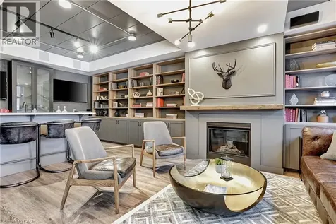 618 King Street Kitchener ON N2G 1C8