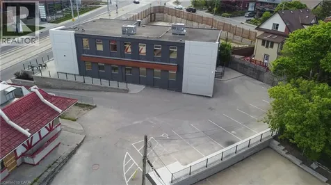 618 King Street Kitchener ON N2G 1C8