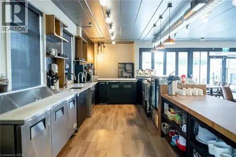 618 King Street Kitchener ON N2G 1C8