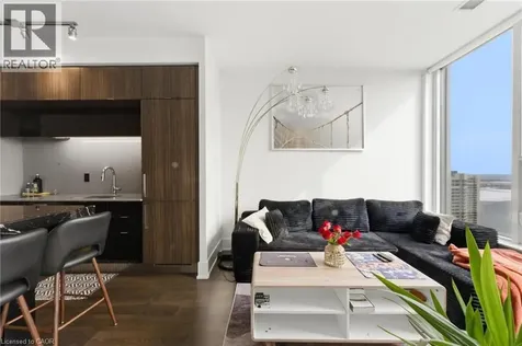 10 York Street Toronto ON M5J 0E1
