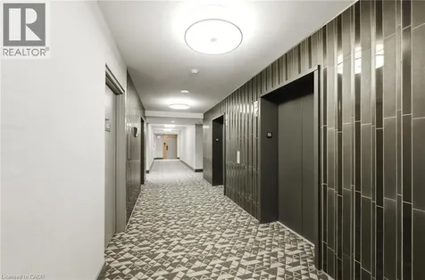 10 York Street Toronto ON M5J 0E1