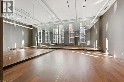10 York Street Toronto ON M5J 0E1