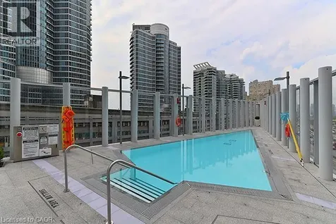 10 York Street Toronto ON M5J 0E1